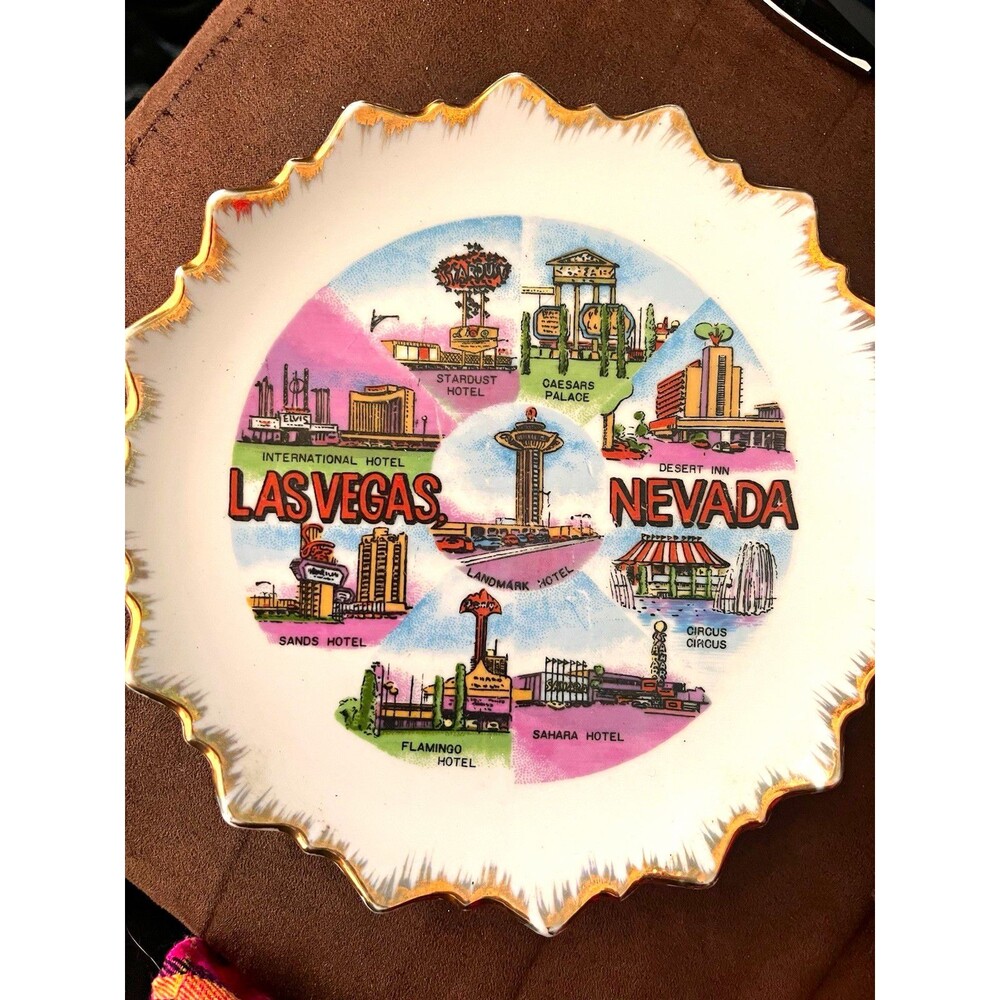 1960’s Las Vegas Nevada Souvenir Decorative Plate w/ Gold Trim - Caesars Palace